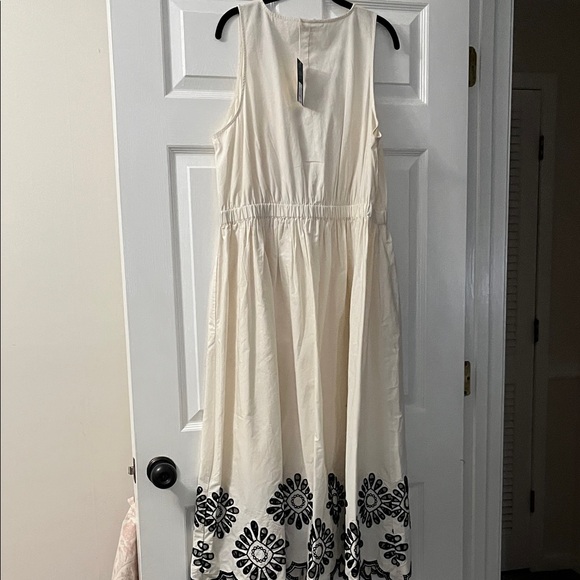 Universal Thread Cream and Black Floral Midi Dress - Picture 5 of 5